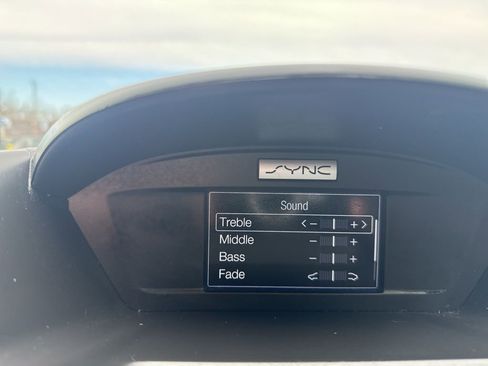 Used 2017 Ford Escape SE image 28