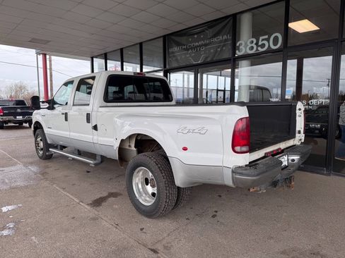 Used 2005 Ford F350 XLT AWD/4WD image 3