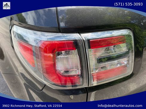 Used 2015 GMC Acadia SLT AWD/4WD image 7
