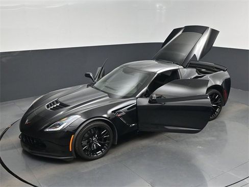 Used 2015 Chevrolet Corvette Z06 w/ 2LZ Preferred Equipment Group image 51