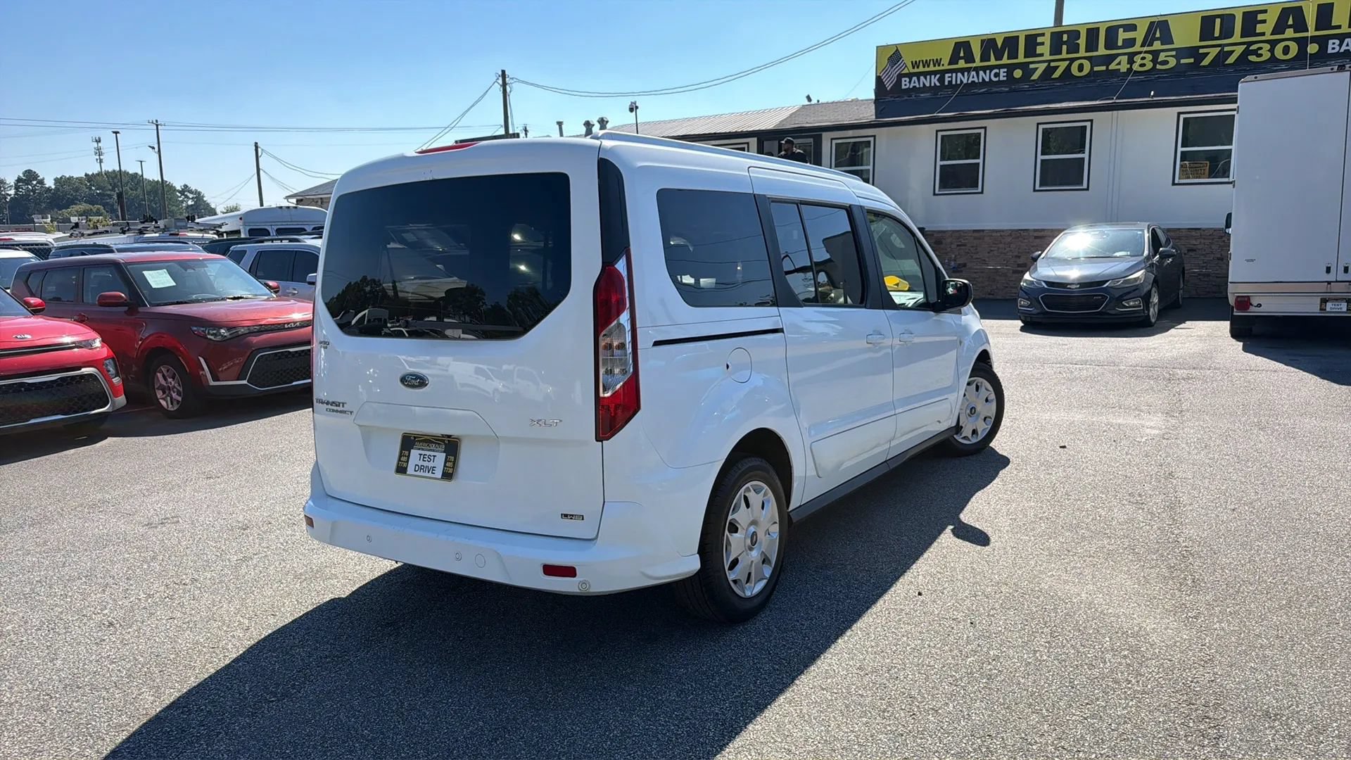 Used 2018 Ford Transit Connect XLT FWD image 9