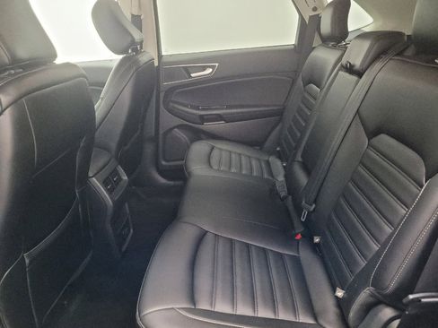 Used 2020 Ford Edge SEL AWD/4WD image 18