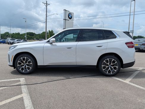 New 2026 BMW X3 xDrive30i w/ Premium Package AWD/4WD image 3