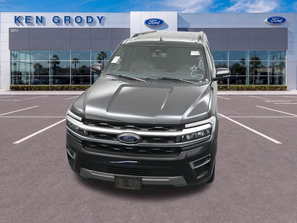 Used 2024 Ford Expedition Max Limited RWD image 10