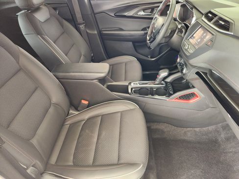 Used 2023 Chevrolet TrailBlazer RS FWD image 15