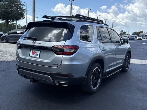 New 2026 Honda Pilot Touring image 7