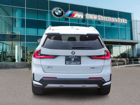 Used 2023 BMW X1 xDrive28i w/ Convenience Package image 5