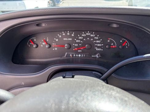 Used 2006 Ford E-250 and Econoline 250 Extended image 14