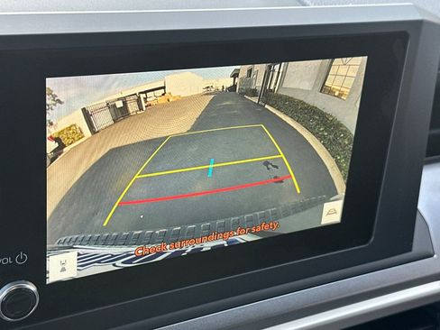 Used 2025 Toyota 4Runner TRD Off-Road image 19