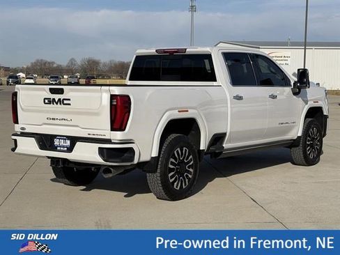 Certified 2025 GMC Sierra 2500 Denali Ultimate AWD/4WD image 4