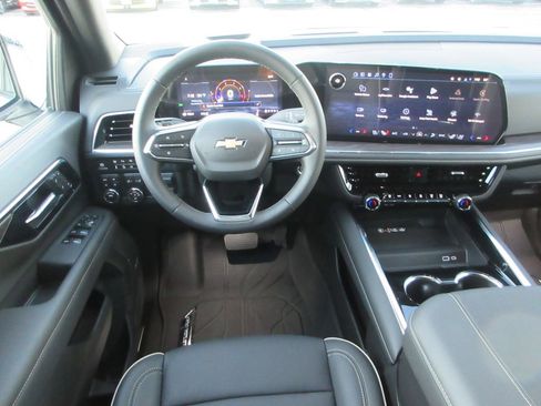 New 2026 Chevrolet Suburban Premier w/ Sun And Tow Package image 16