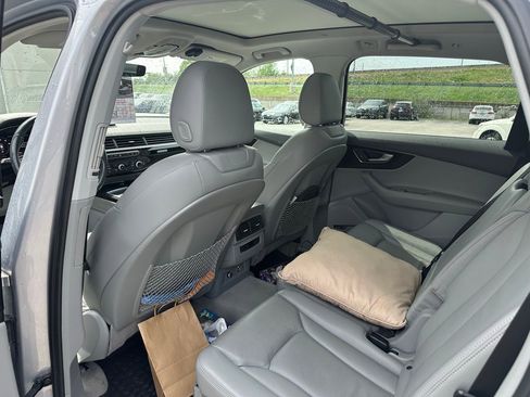 Used 2019 Audi Q7 3.0T Premium Plus w/ Premium Plus Package image 13