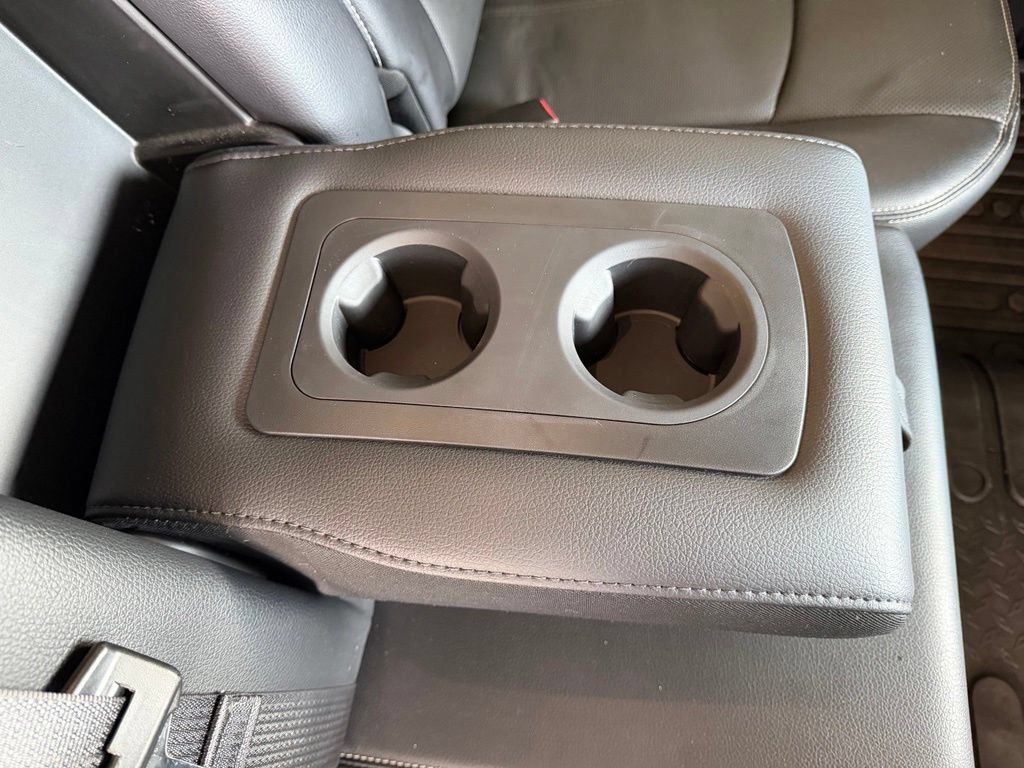 Used 2019 RAM 1500 Laramie w/ Convenience Group AWD/4WD image 35