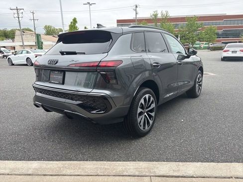 New 2026 Audi Q3 quattro 2.0T AWD/4WD image 5