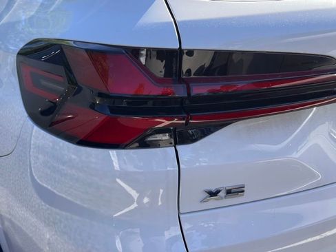 Certified 2024 BMW X5 M60i w/ M Sport Professional Package AWD/4WD image 8