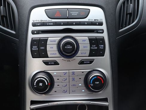 Used 2010 Hyundai Genesis 2.0T Premium image 18