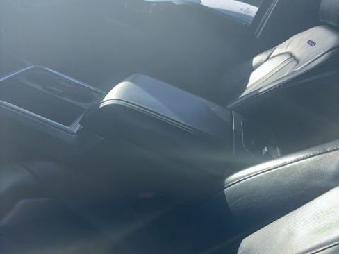 Used 2021 Ford F350 Platinum image 6