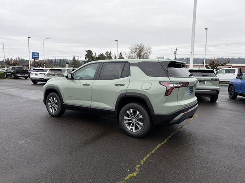 New 2026 Chevrolet Equinox LT w/ Safety and Technology Package image 3