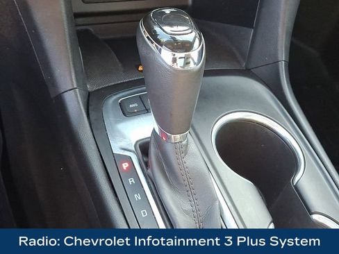 Used 2019 Chevrolet Equinox Premier AWD/4WD image 11