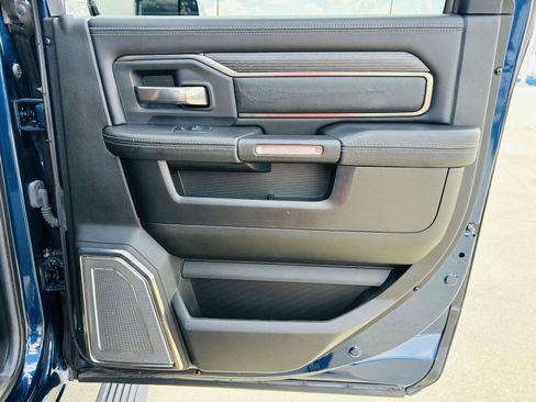 Used 2019 RAM 2500 Limited AWD/4WD image 33