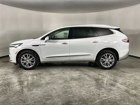 Certified 2022 Buick Enclave Premium w/ Experience Buick Package image 5