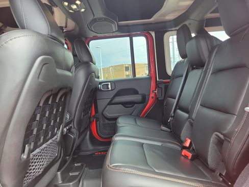 Used 2023 Jeep Wrangler Unlimited Rubicon 392 w/ Xtreme Recon 35" Tire Package AWD/4WD image 9