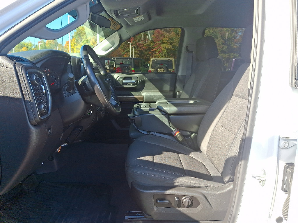 Used 2021 Chevrolet Silverado 1500 RST AWD/4WD image 14