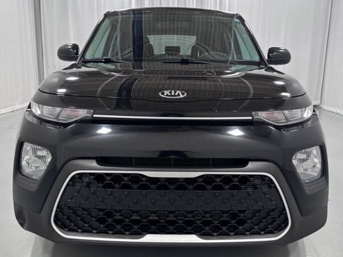 Used 2021 Kia Soul LX FWD image 2