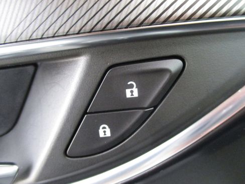 Used 2025 Buick Envision Sport Touring image 31