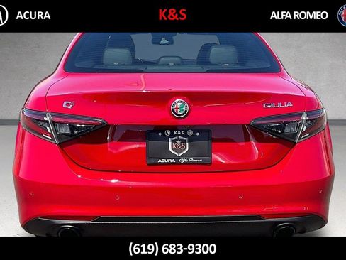 Used 2024 Alfa Romeo Giulia Ti AWD/4WD image 30