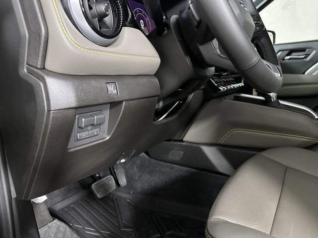 New 2026 Chevrolet Colorado ZR2 w/ Technology Package AWD/4WD image 19