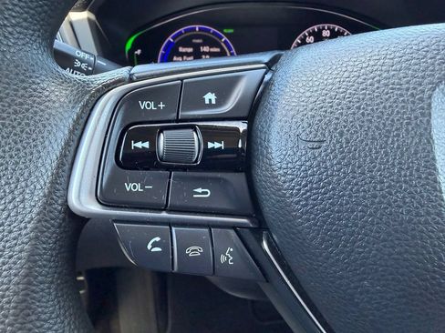 Used 2019 Honda Insight EX image 10