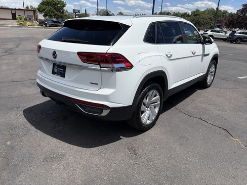 Certified 2023 Volkswagen Atlas Cross Sport SE AWD/4WD image 5
