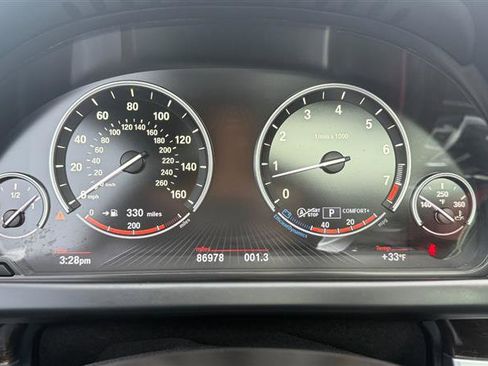 Used 2013 BMW 650i xDrive Coupe w/ M-Sport Package image 21