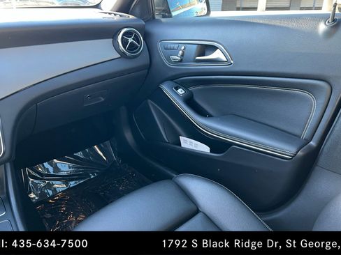 Used 2018 Mercedes-Benz GLA 250 w/ Premium Package image 10