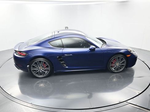 Certified 2025 Porsche 718 Cayman S RWD image 40