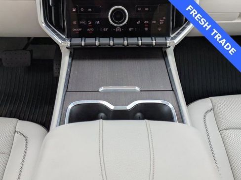 Used 2024 GMC Acadia Denali w/ Super Cruise Package image 21