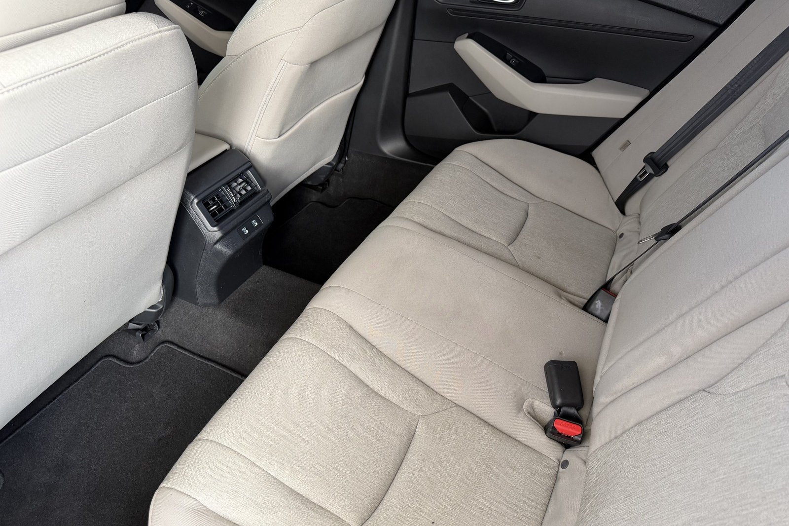 Used 2025 Honda Accord SE image 13