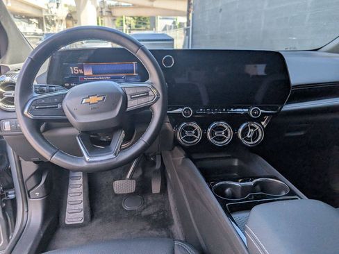 Used 2024 Chevrolet Blazer EV LT AWD/4WD image 11