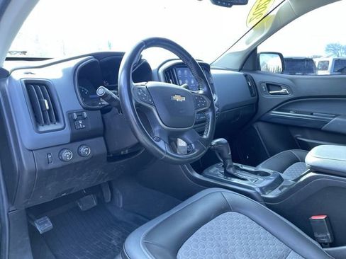Used 2021 Chevrolet Colorado Z71 w/ Z71 Midnight Edition image 10