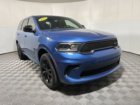 Used 2023 Dodge Durango GT AWD/4WD image 2