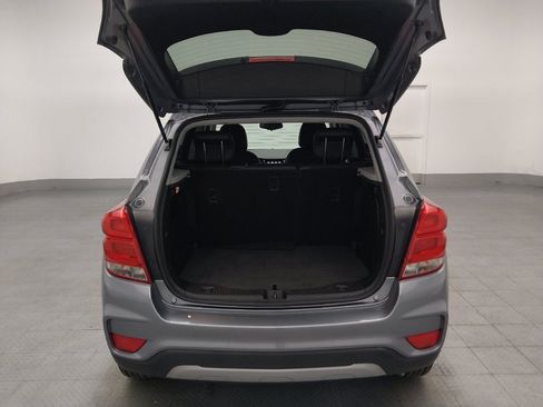 Used 2020 Chevrolet Trax LT w/ LT Convenience Package FWD image 29