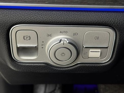 Used 2022 Mercedes-Benz GLE 350 4MATIC image 33