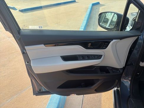 New 2026 Honda Odyssey Elite image 6