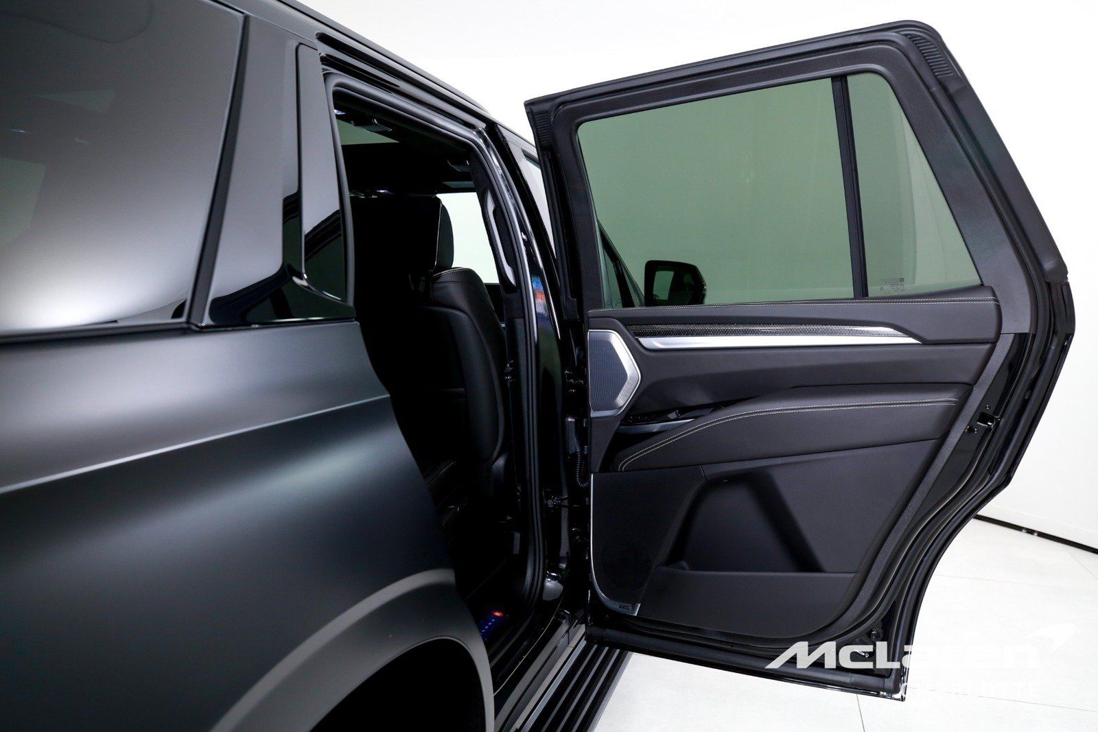 Used 2026 Cadillac Escalade V w/ LPO, ONYX Package AWD/4WD image 24