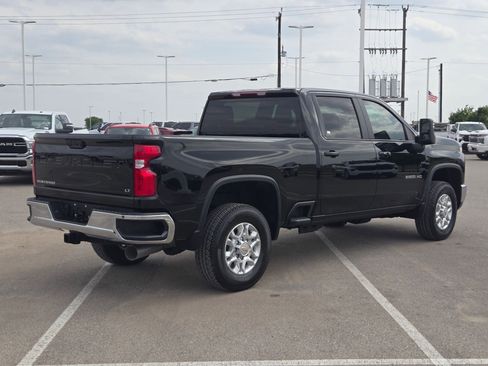 Certified 2026 Chevrolet Silverado 2500 LT image 3