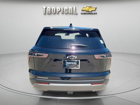 New 2027 Chevrolet Equinox LT FWD image 4