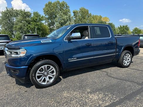Used 2024 RAM 1500 Limited AWD/4WD image 8