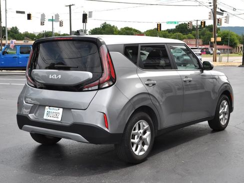 Used 2024 Kia Soul LX w/ Option Group 015 FWD image 22