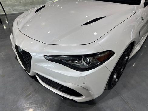 Used 2017 Alfa Romeo Giulia Quadrifoglio image 33